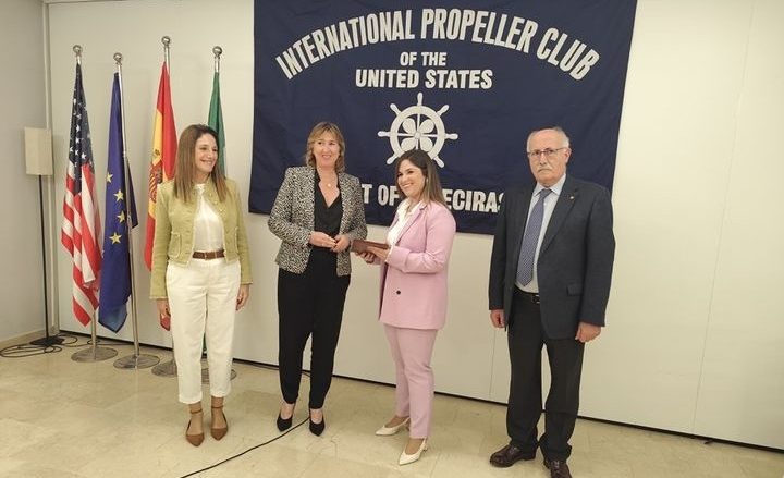 IMG Noelia Rivas ha recibido el Premio Propeller al mejor trabajo final del Máster Universitario en Gestión Portuaria y L...